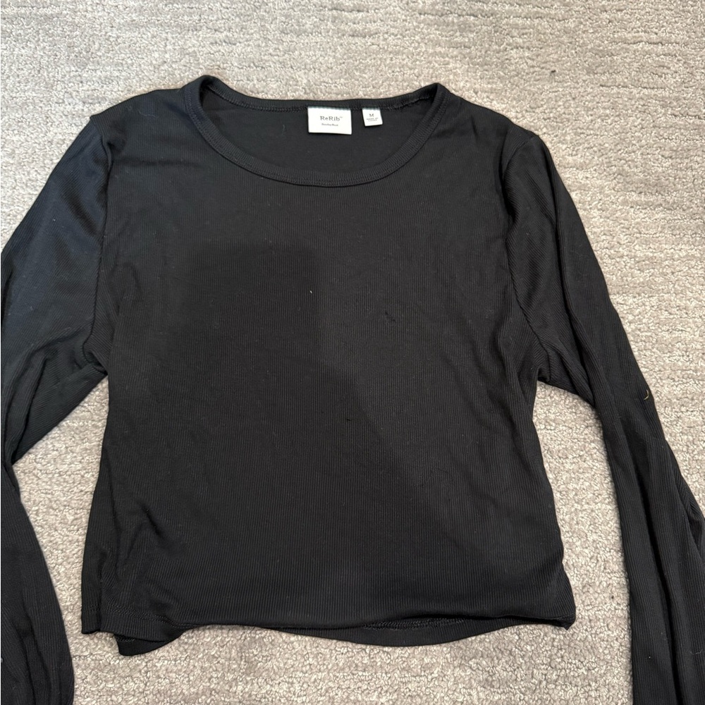 Aritzia Black Long Sleeve Crop Top